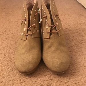 Brown booties